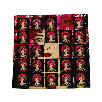 "Mum" Peek-a-boo Bandana