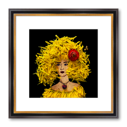 Pollen Fine Art Print - Square Academie Frame